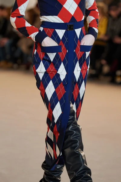 Look 103